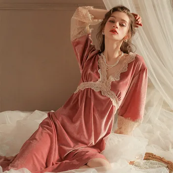 2022 Sügisel Uued Homewear Naiste Vabaaja Veluur Nightgowns Seksikas Pits Sisekujundus Daamid Velvet Nightdress Naiste Kõrge Kvaliteediga Magada Kleit